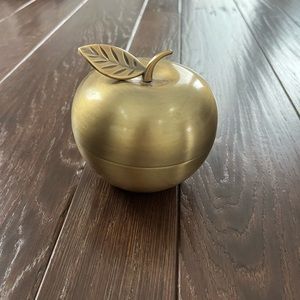 Kate Spade Apple